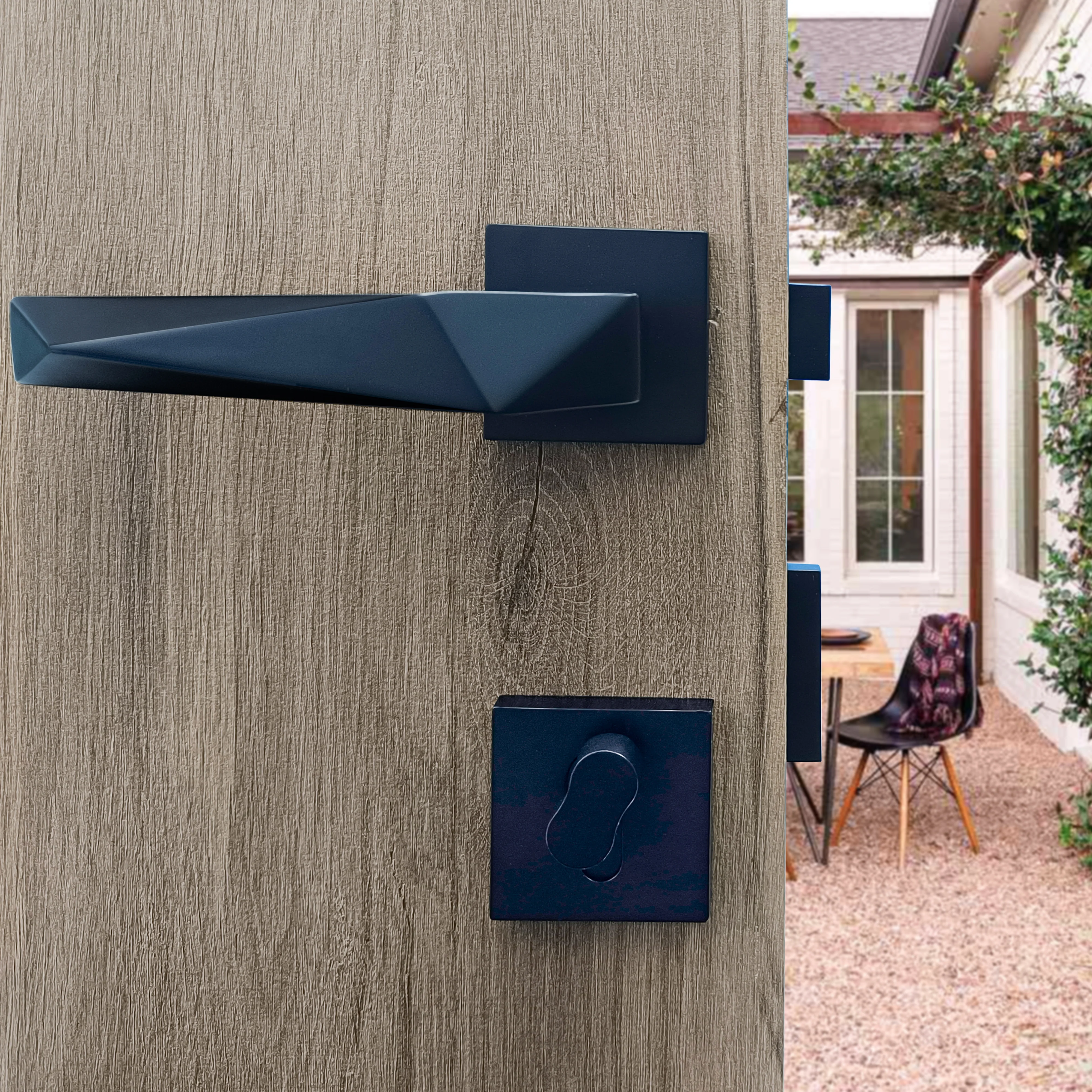 SM-01-01-03 Yale SM series Mortise Lock Comboset with Rose and Escutcheons, Cylinder with Knob inside and keys Outside, Black Finish - Image 3