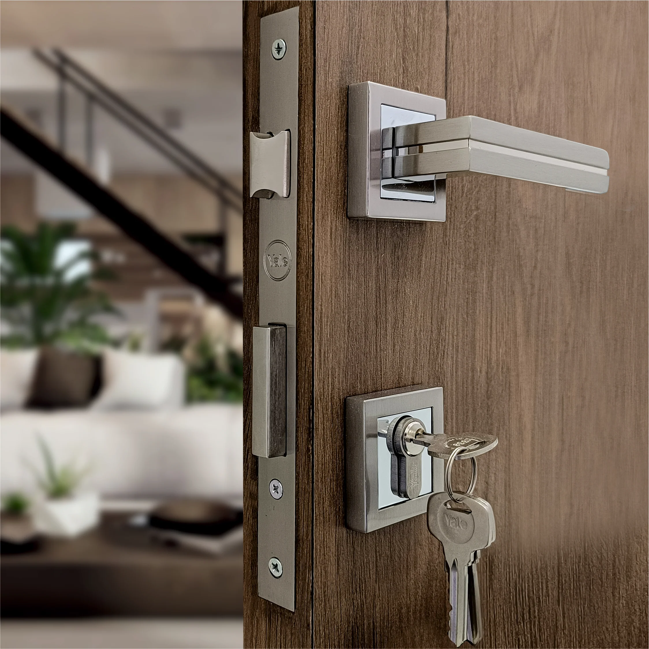 SM-02-01-01 Yale SM series Mortise Lock Comboset with Rose and Escutcheons, Cylinder with Knob inside and keys Outside, SS Finish - Image 7