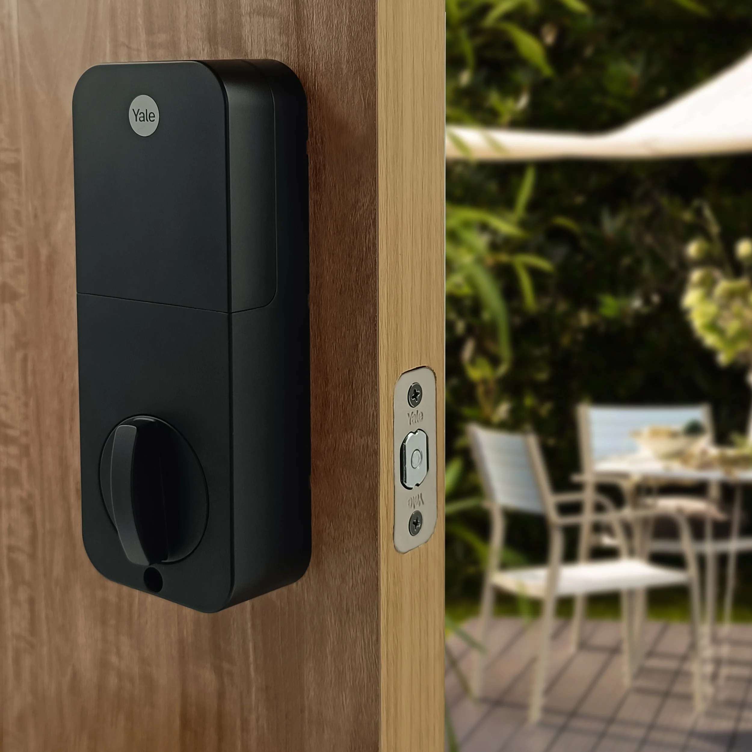 Yale TYE Digital Lock, Satin Nickel Finish, with PIN and Manual Key - Image 12